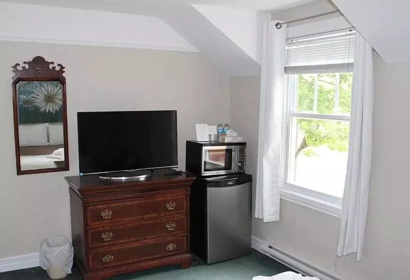 Отель Auberge Michel Doyon