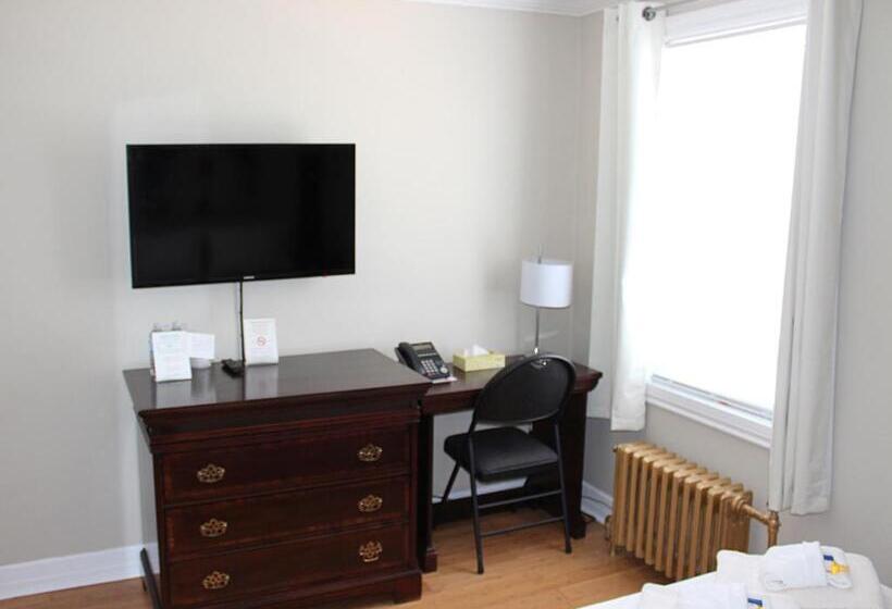 Отель Auberge Michel Doyon