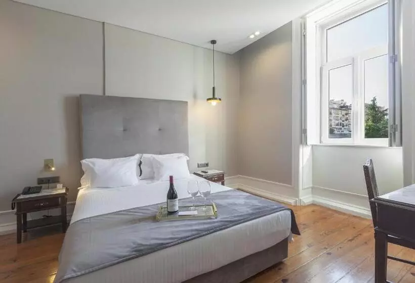 هتل Avenida Boutique