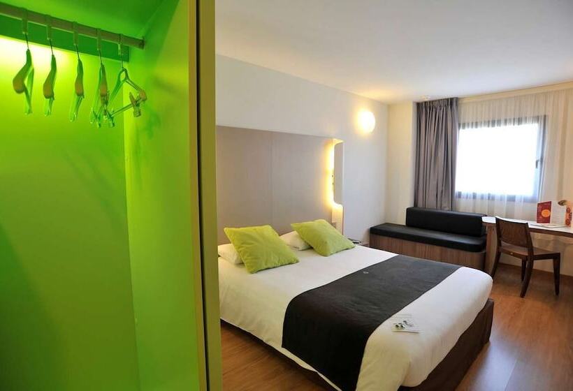 هتل Travelodge Málaga Airport