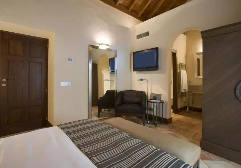Otel Claude Marbella