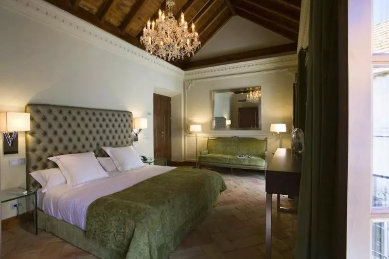 Otel Claude Marbella
