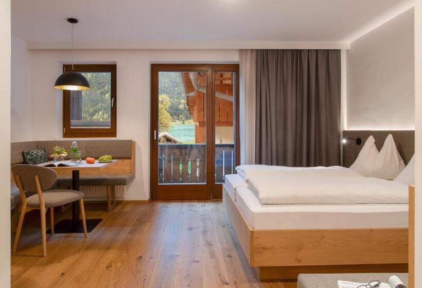 ホテル Ferienhof Neusacher Moser