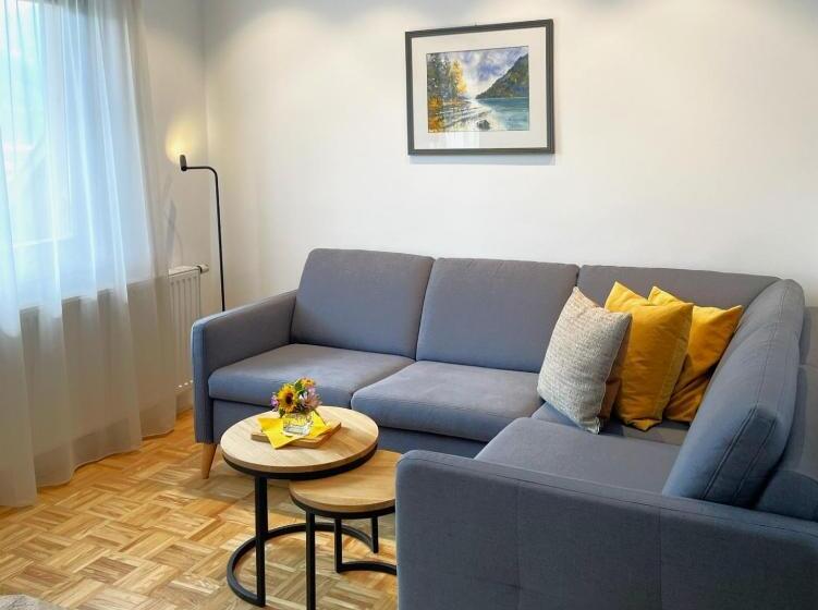 ホテル Ferienhof Neusacher Moser