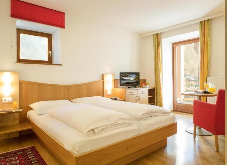 ホテル Ferienhof Neusacher Moser