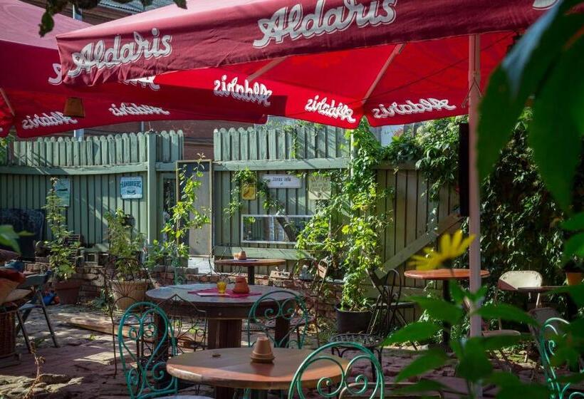 هتل Fontaine Valhalla