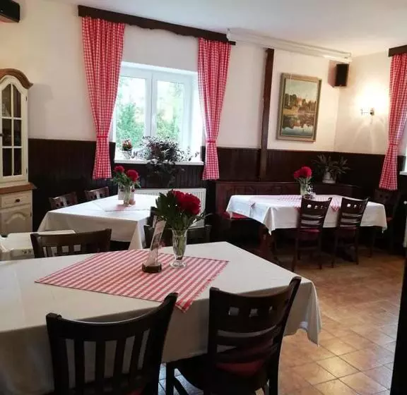 호텔 Guesthouse Arnika