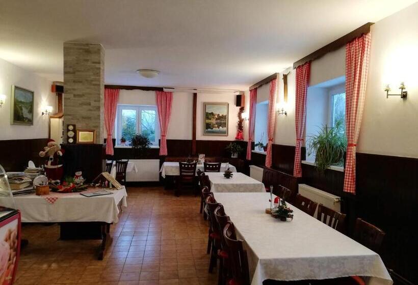 호텔 Guesthouse Arnika