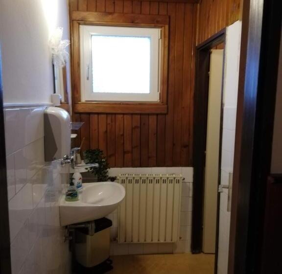 호텔 Guesthouse Arnika