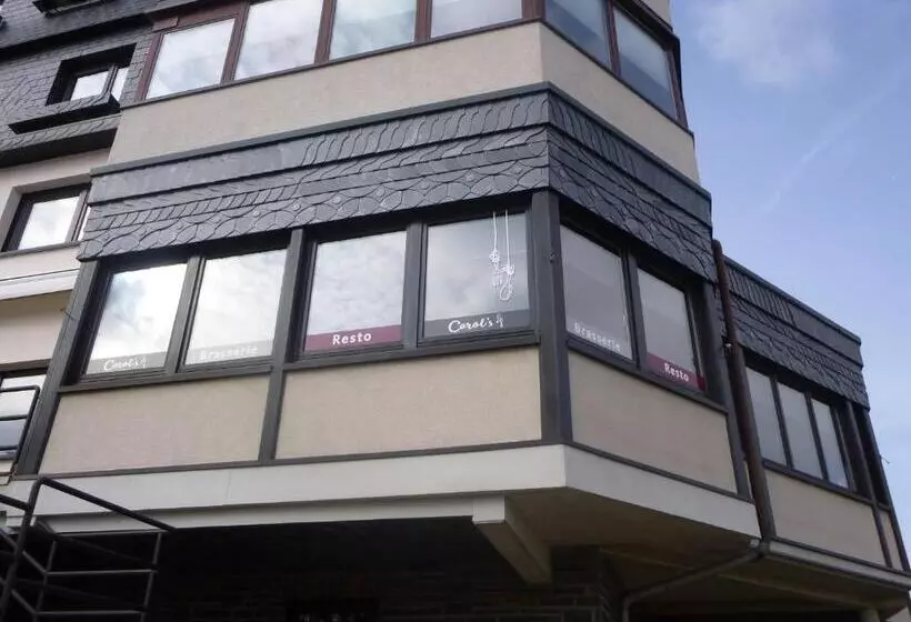 ホテル Hôtel Du Lac