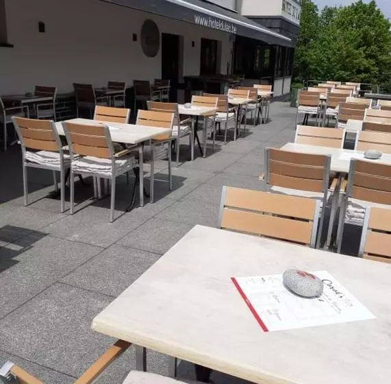 ホテル Hôtel Du Lac