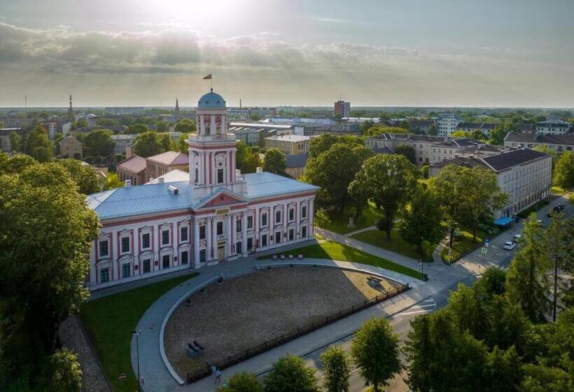 هتل Jelgava