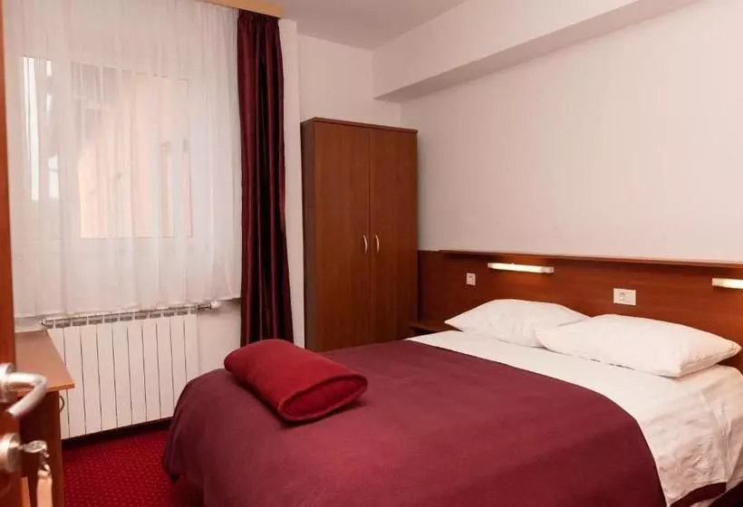 فندق Mirni Kutak