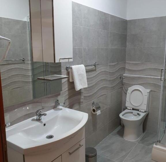 Отель Mirni Kutak