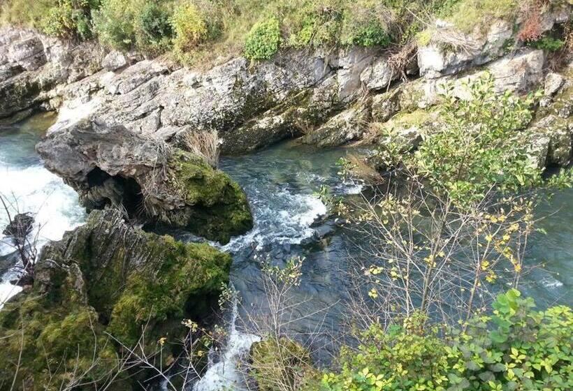 Отель Mirni Kutak