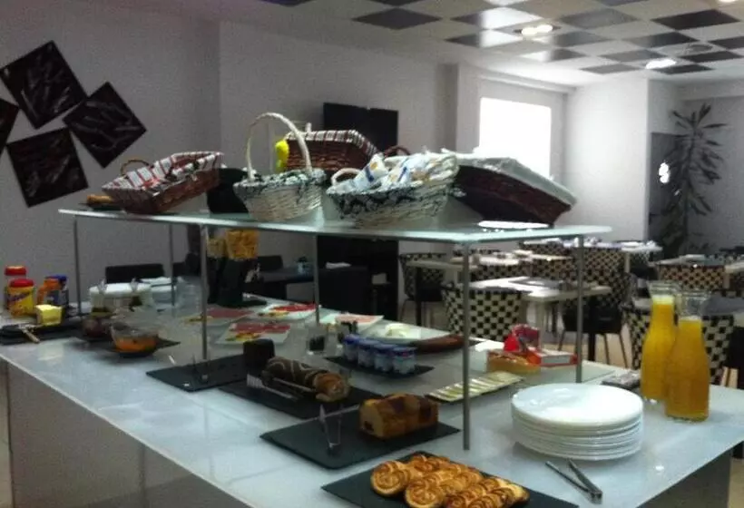 ホテル Nap Oviedo