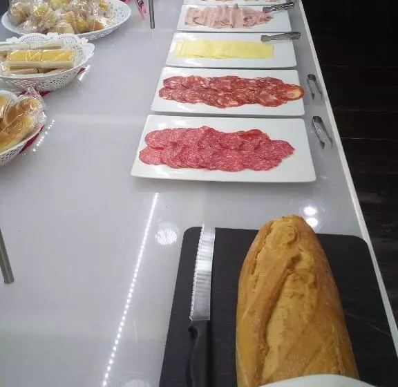 ホテル Nap Oviedo