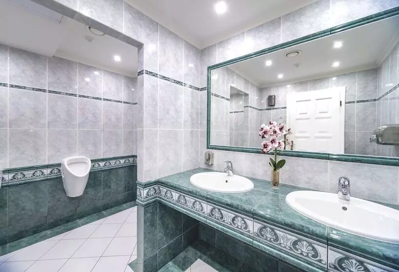 فندق Resort Martin & Kristyna