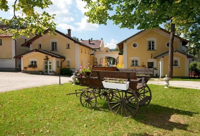 Schlosshotel Zamek Zdikov