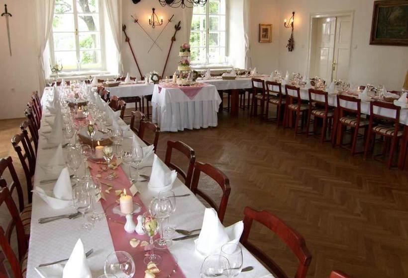 Schlosshotel Zamek Zdikov