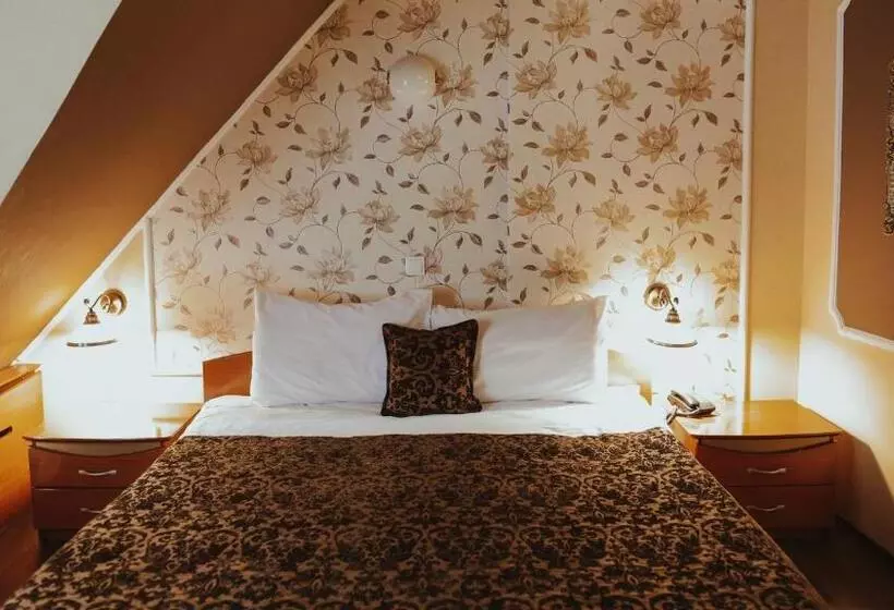 هتل Sumski Feneri