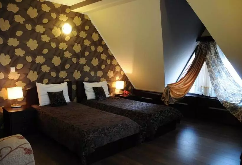 هتل Sumski Feneri