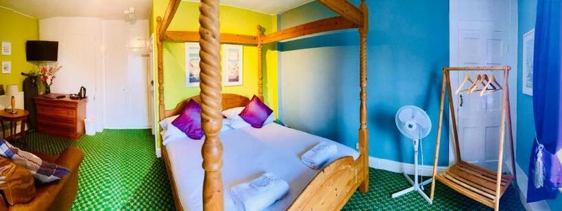 فندق The Fleur De Lis