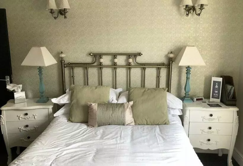 Отель The New Inn