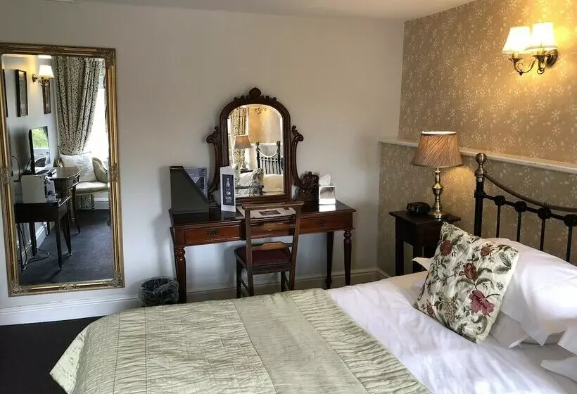 Отель The New Inn