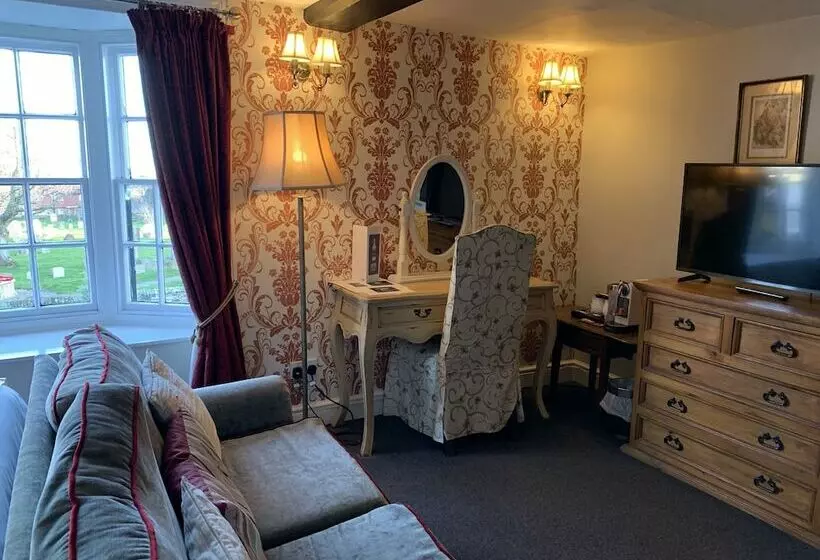 Отель The New Inn