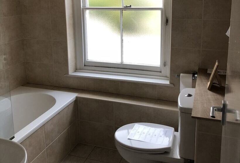 ホテル The New Inn