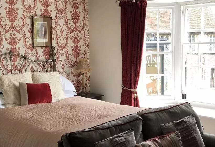 Отель The New Inn