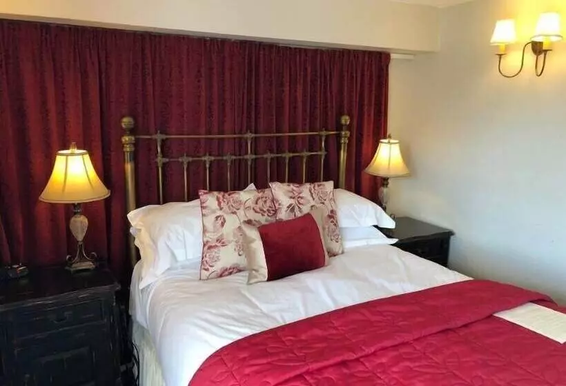 Отель The New Inn