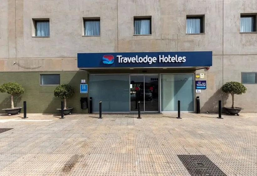 هتل Travelodge Málaga Airport
