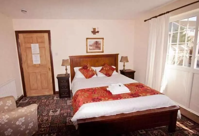 Отель White Hart