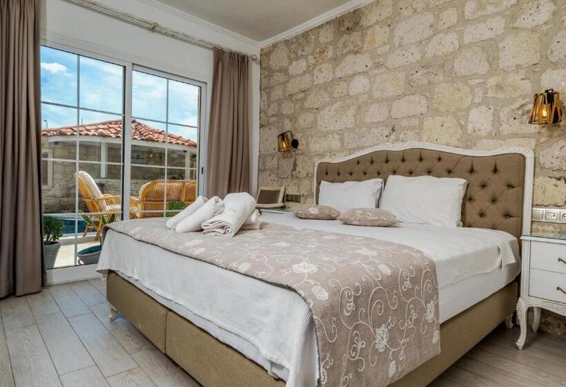 تختخواب و صبحانه Avlu Alaçatı Boutique