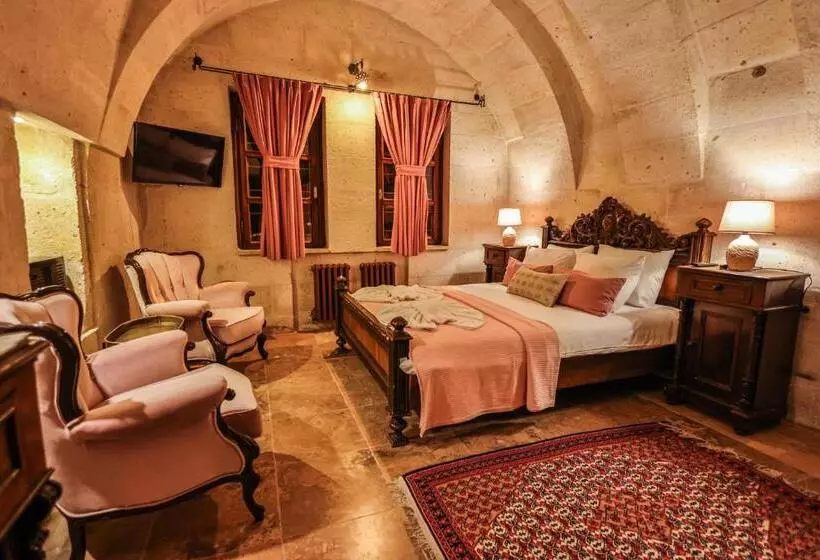 ホテル Cappadocia Eagle Cave Inn