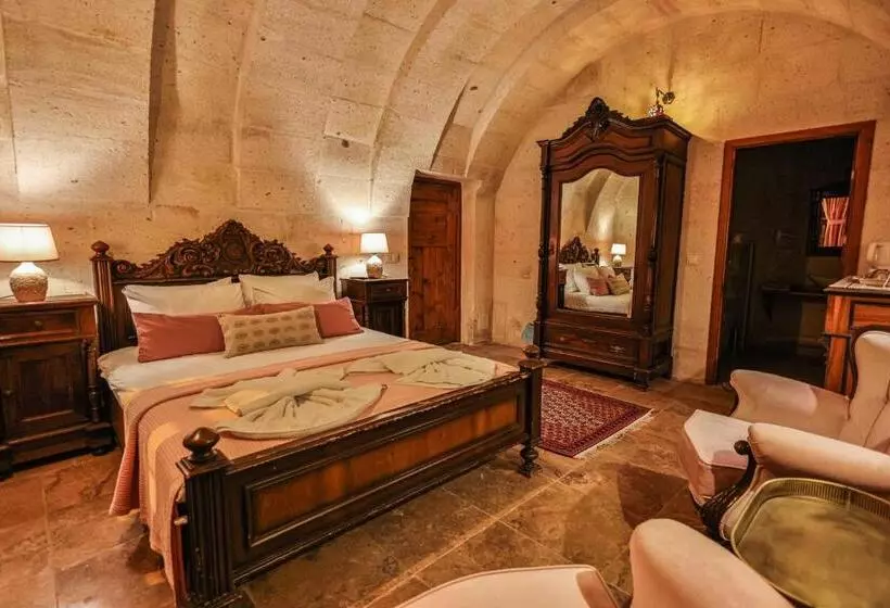 ホテル Cappadocia Eagle Cave Inn