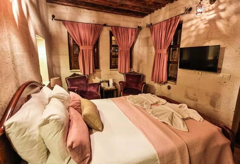 ホテル Cappadocia Eagle Cave Inn