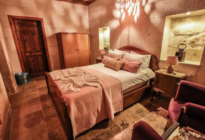 Hotel Cappadocia Eagle Cave Inn