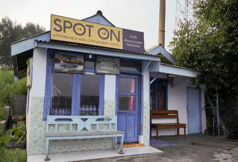 ホテル Spot On 2126 Bromo Indah Homestay