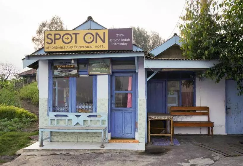ホテル Spot On 2126 Bromo Indah Homestay