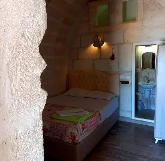 Hotel Ulaş Cave