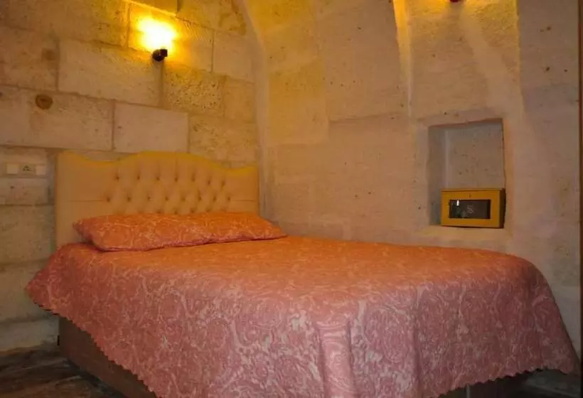 Hotel Ulaş Cave