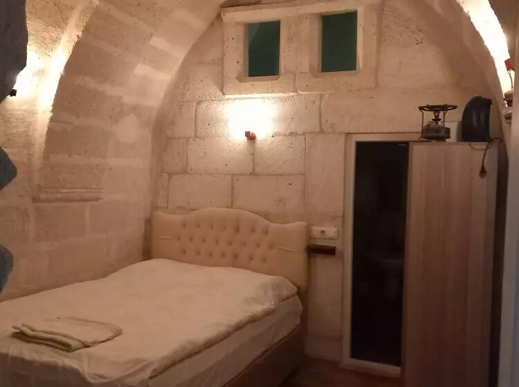 Hotel Ulaş Cave