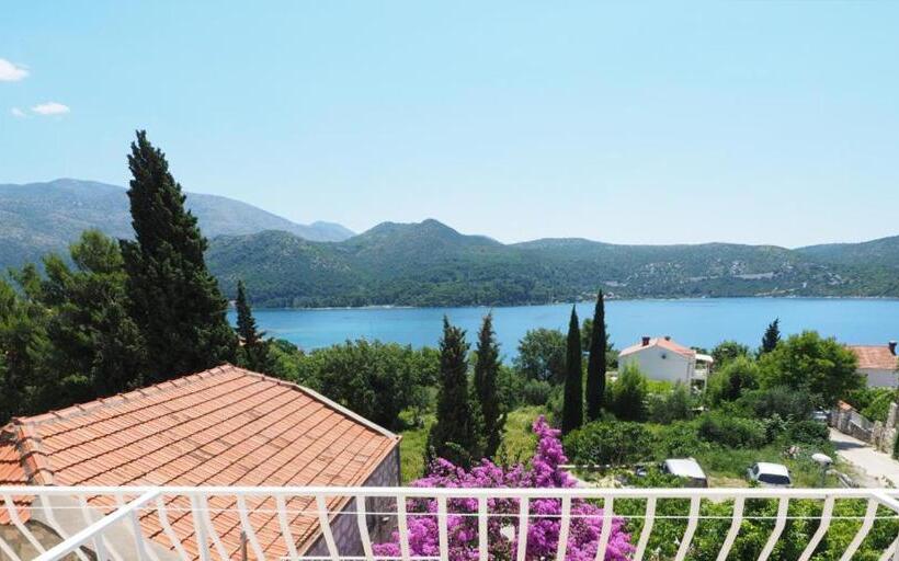 膳宿费 Double Room Slano 2682e