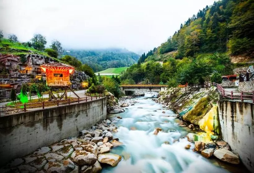 Lomakeskus Ridos Thermal Hotel & Spa