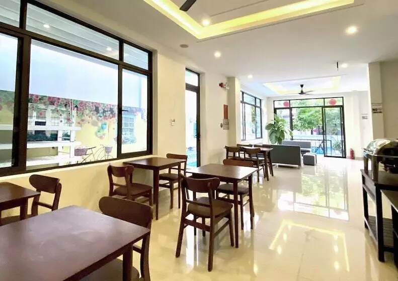 هتل Grand Holiday Hoian Villa