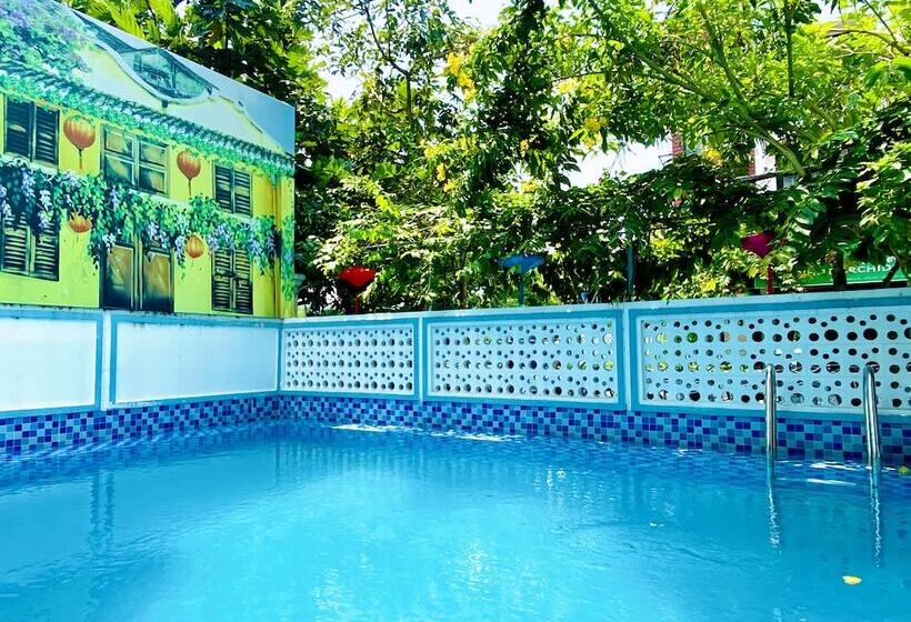 هتل Grand Holiday Hoian Villa