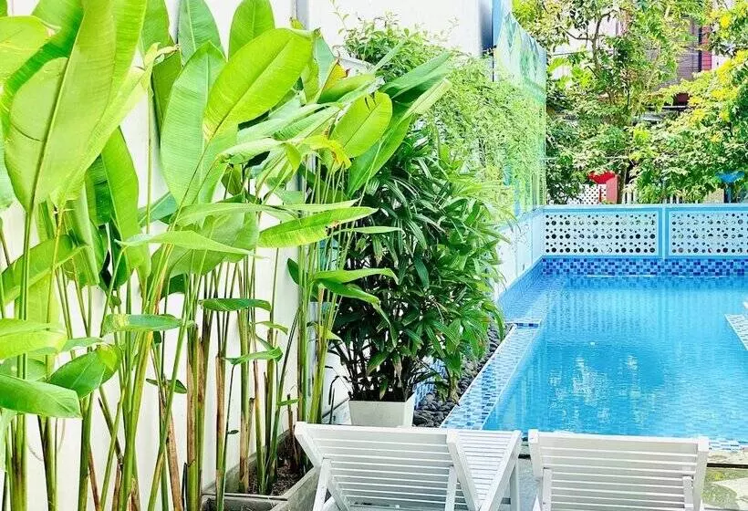 هتل Grand Holiday Hoian Villa